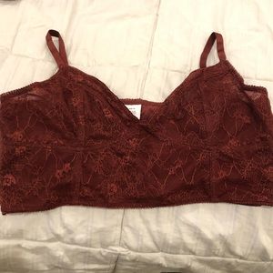 NWT - Lace Crop Bralette (wine / burgundy)
